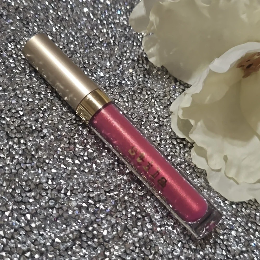 Stila stay all